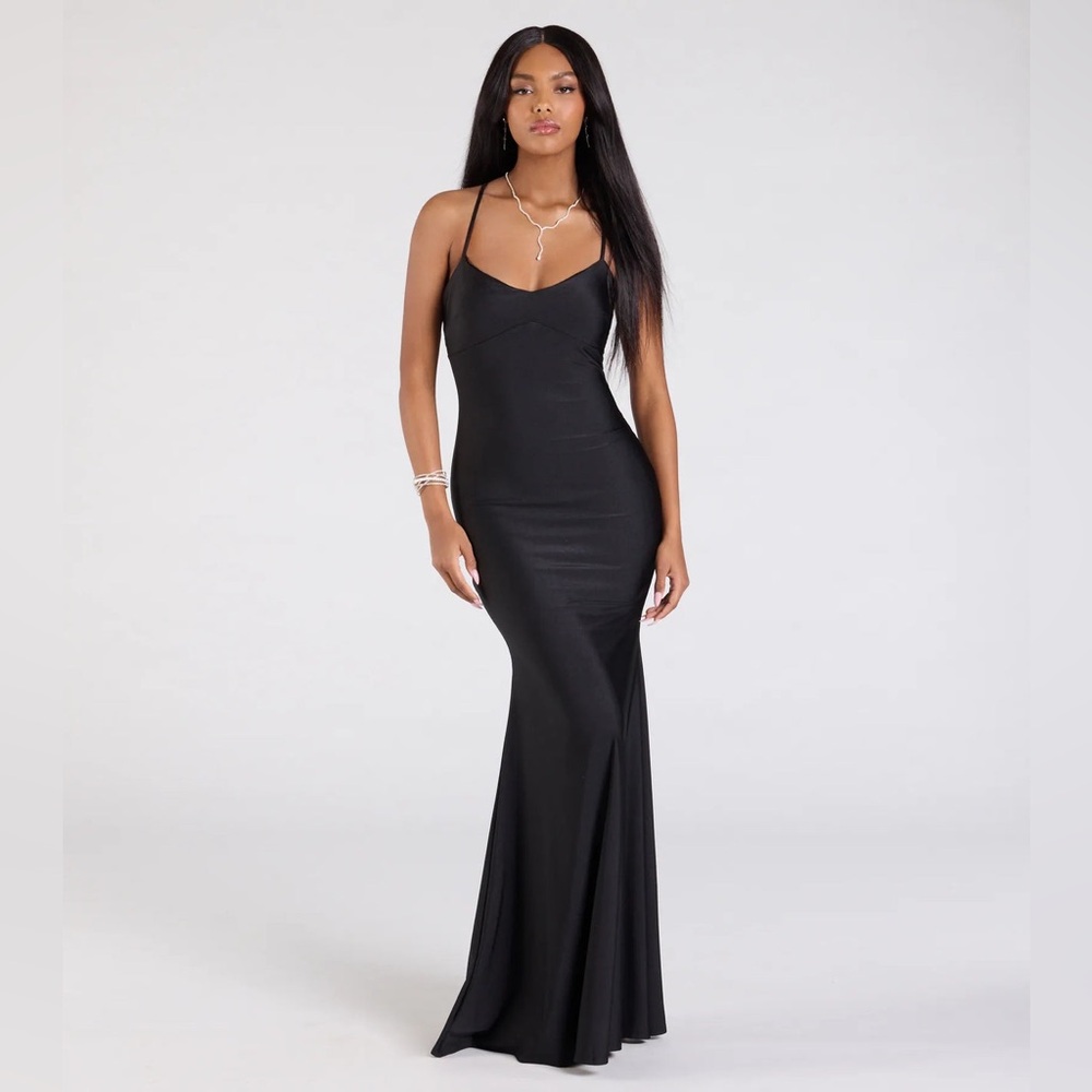 Mermaid Formal Dress with Strappy Back